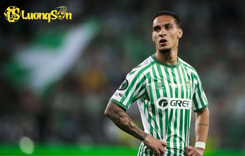 Real Betis bất ngờ rút lui khỏi thương vụ chiêu mộ Antony