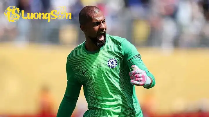 Robert Sanchez đang cho thấy sự tái sinh mạnh mẽ tại Chelsea (Ảnh: 90mins)