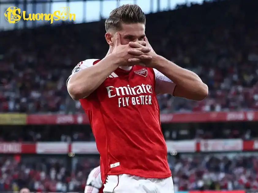 Gyokeres đang dần thích nghi với lối chơi của Arsenal