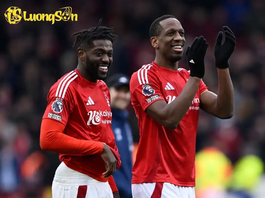 Swansea sẽ có cuộc đối đầu khó khăn trước Nottingham tại EFL Cup (Ảnh: Eurosport)